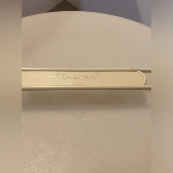 Tupperware Cake Taker with Handle 3pieces Almond Vintage - Picture 2 of 10